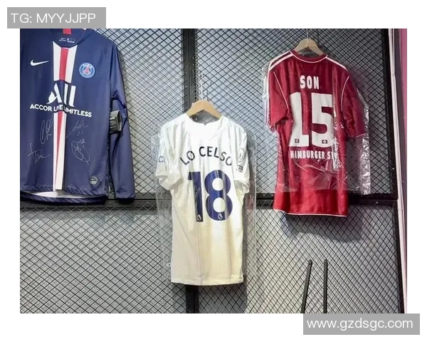 酷卡球星卡10元包足球,开启你的足球收藏之旅,尽享超值惊喜和丰富卡片体验